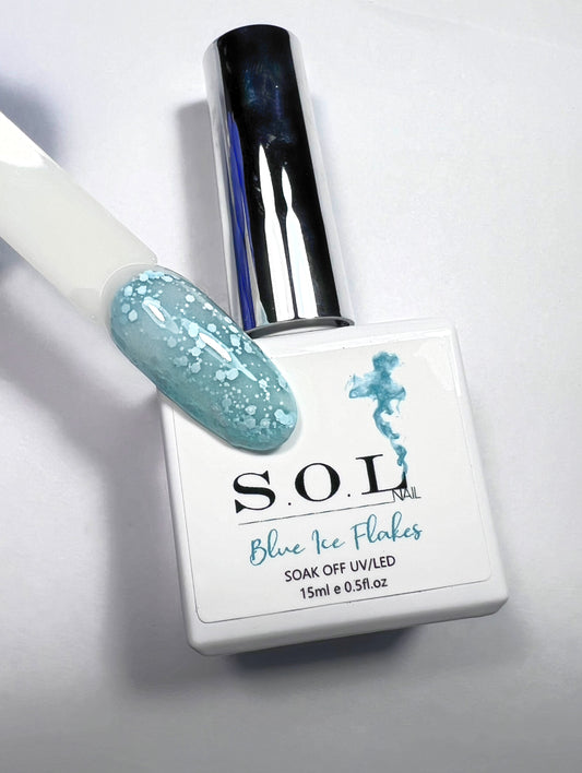 DESTOKAGE -70% 🚨 Vernis semi-permanent COLLECTION SNOW FLAKES Blue Ice 💙