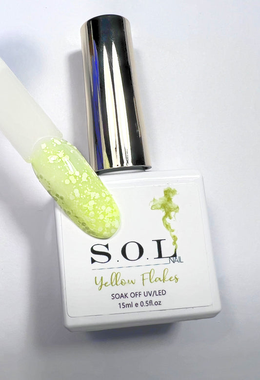 DESTOKAGE -70% 🚨 Vernis semi-permanent COLLECTION SNOW FLAKES Yellow 💛